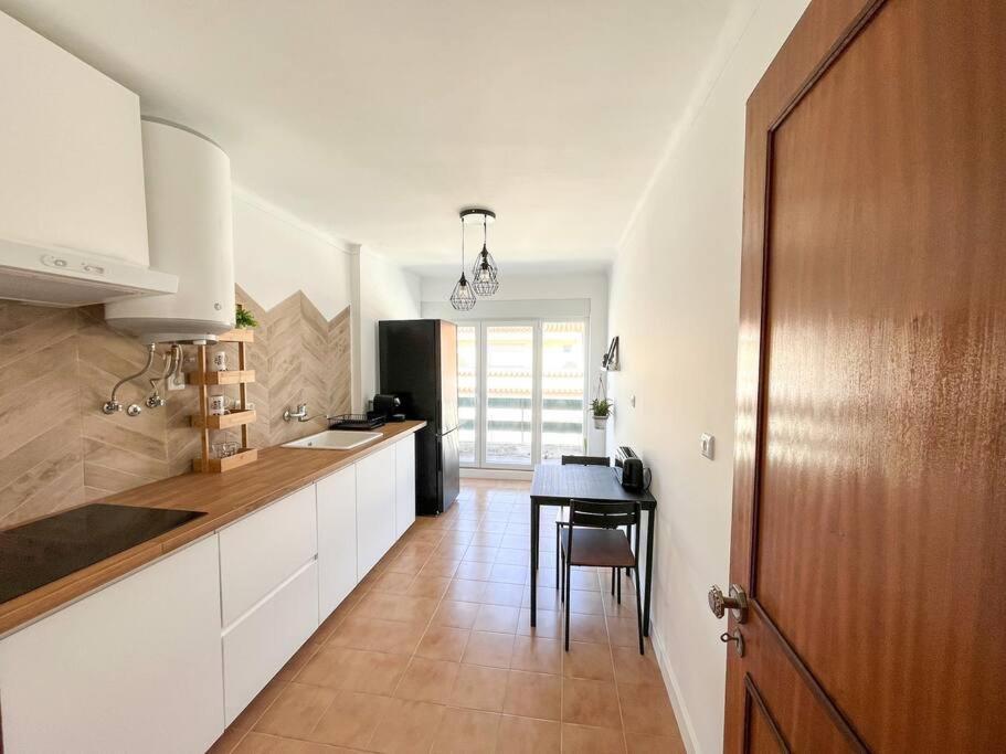 Esplanada-Zona Central-Perto Praias-Estacionamento Gratuito Сетубал Екстериор снимка